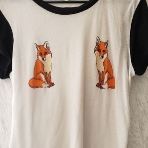 Wildfox twin foxes tee